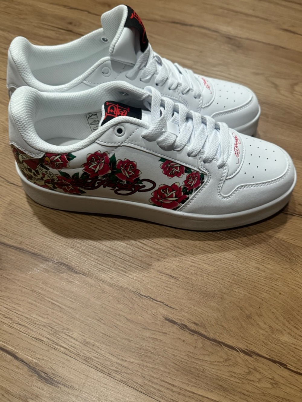 Ed Hardy Womens floral white & red sneakers #sneakers #lifestyle  size:10